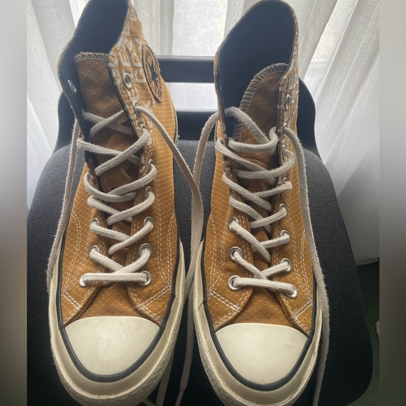 Women’s Brown High Top Converse - Picture 1 of 6